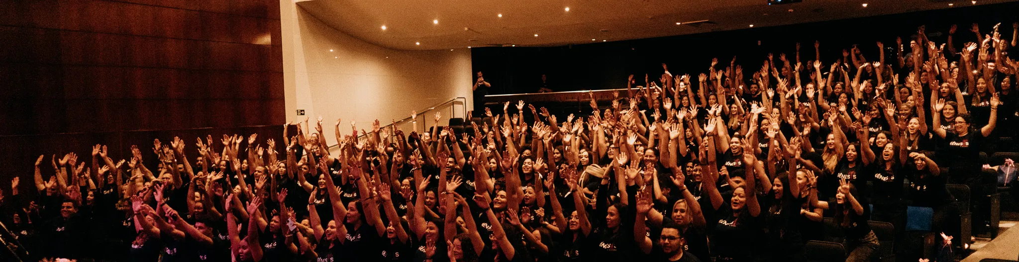 Time Líbano reunido.