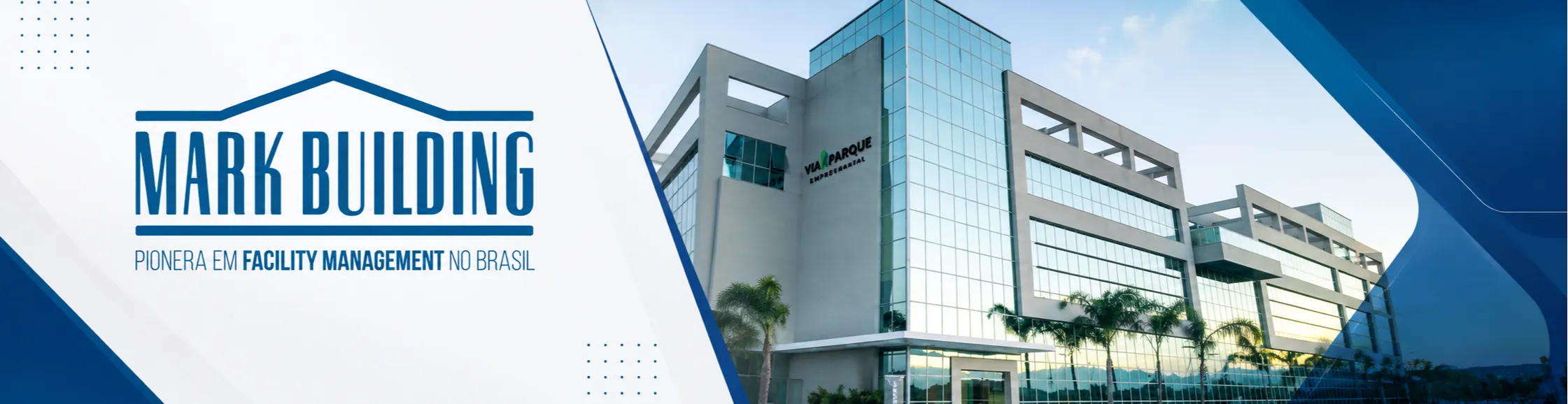 Logo Mark Building em fundo branco com o prédio Via Parque a direita