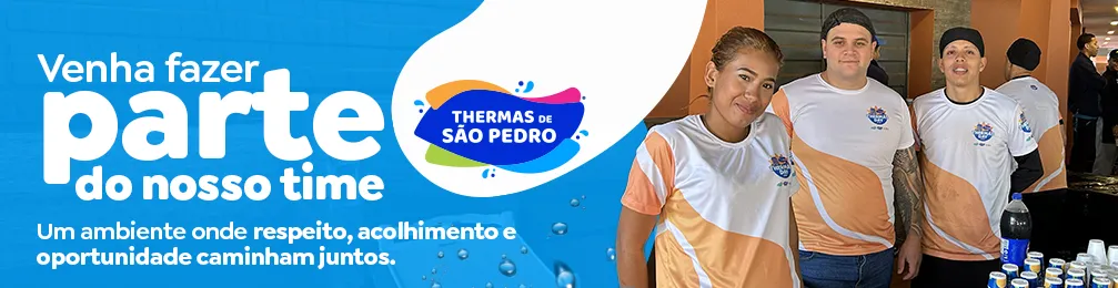 Banner de recrutamento com três colaboradores, lado a lado sorrindo. Texto: "Venha fazer parte do nosso time! Um ambiente onde respeito, acolhimento e oportunidade caminham juntos.