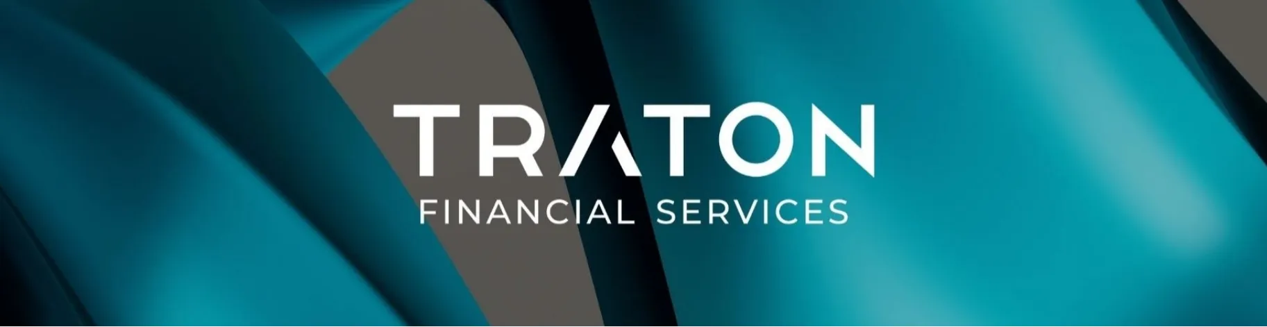 Fundo com formas abstratas em tons de azul e turquesa, com o logotipo “TRATON Financial Services” centralizado em branco. A imagem transmite modernidade e inovação.